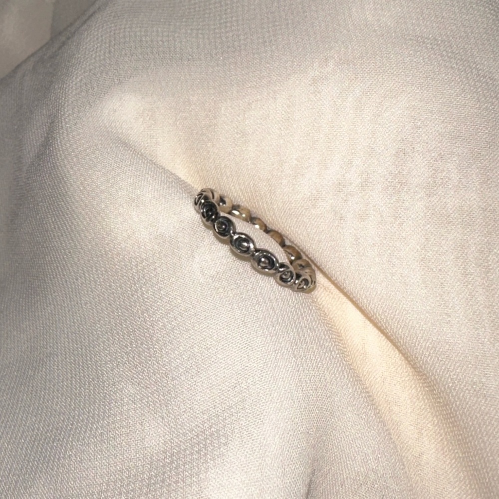 Pandora ring